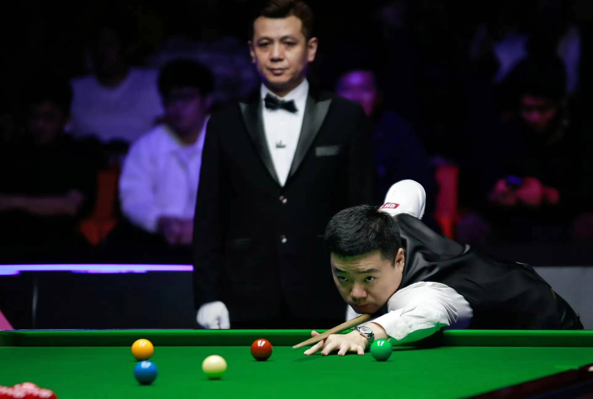 包含【夺冠经验】丁俊晖：比赛压力中的稳定技巧的词条