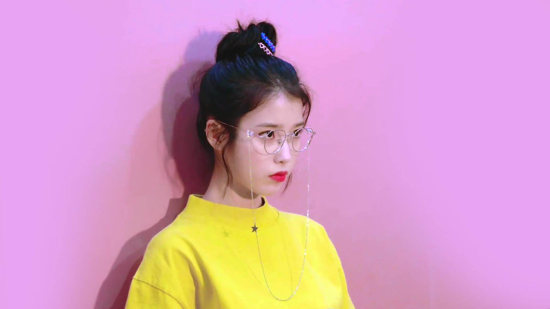 羽毛球女双赛场，中国组合三连胜小组第一出线，羽毛球女双赛况