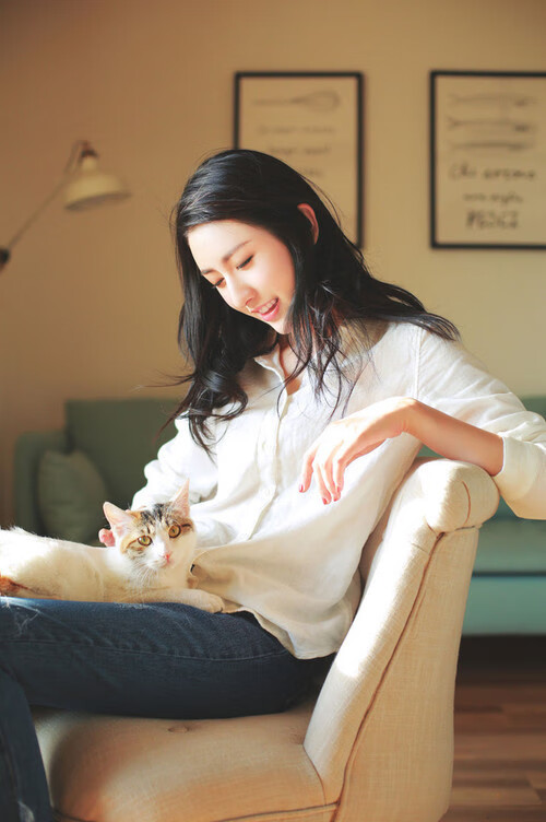 塞维利亚中后场配合流畅减少失误，塞维利亚最佳阵容